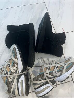 Size 8 women’s shoe lot